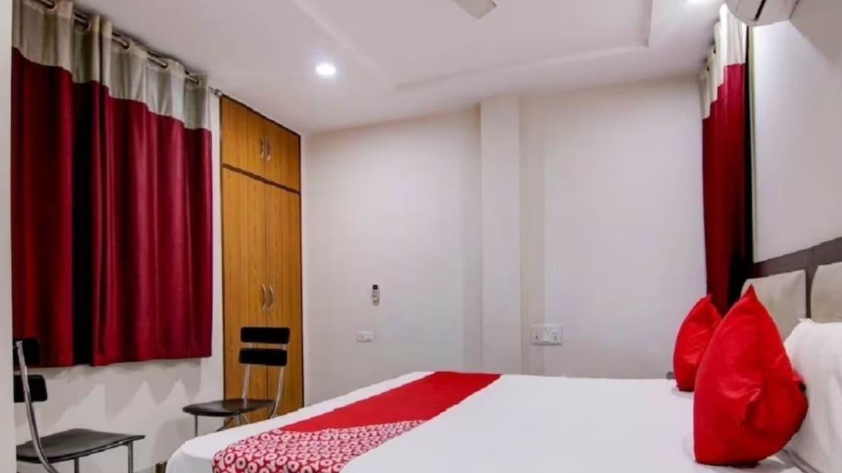 विदेशी नागरिक ने जमकर काटा बवाल. (Photo: Representational )