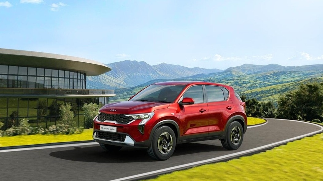 Kia Sonet ने सस्ते ऑटोमेटिक वेरिएंट्स लॉन्च हुए हैं. (Photo: Kia Motors) 