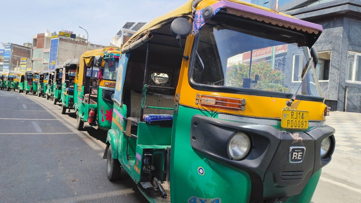 कमाई पर पड़ा असर.(Photo: Vishal Sharma/ITG)