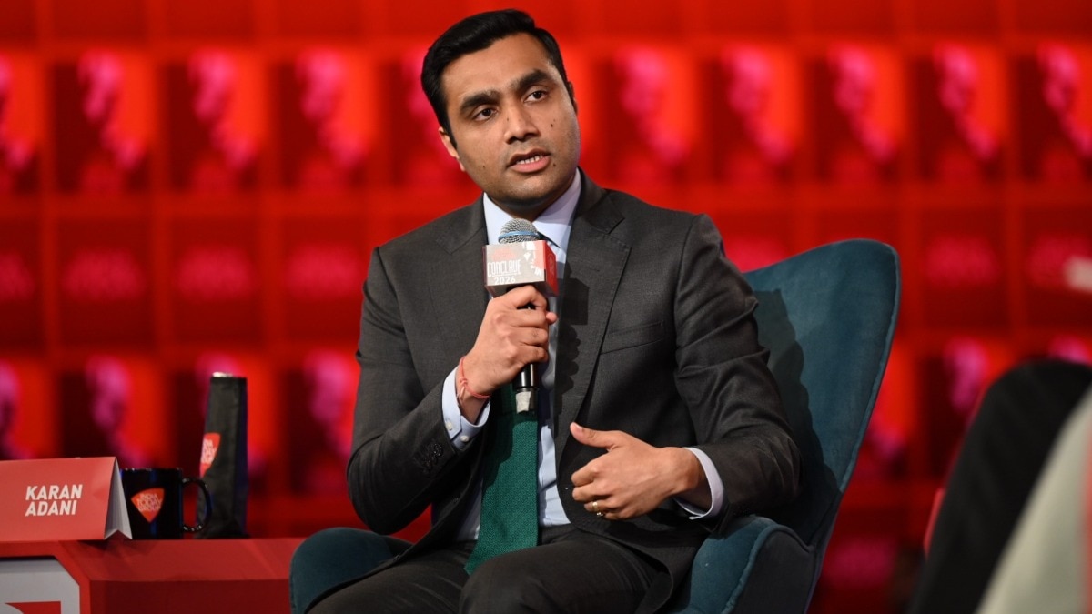 करण अडानी ने बताया कि उनके पिता की जिंदगी उनकी बेटियों के इर्द-गिर्द घूमती है. (Photo:ITG/Hardik Chhabra)