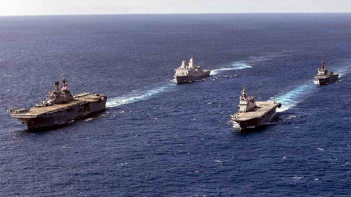 यूएसएस त्रिपोली अपनी फ्लीट के साथ जापान से ईरान की ओर बढ़ चुका है. (Photo: US Navy)