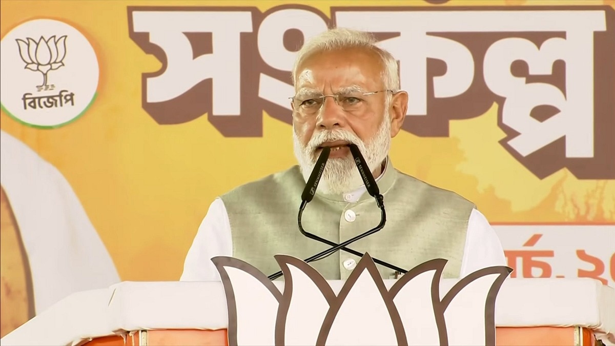 PM मोदी ने कोलकाता की रैली में TMC पर जमकर हमला बोला. Photo BJP Social Media