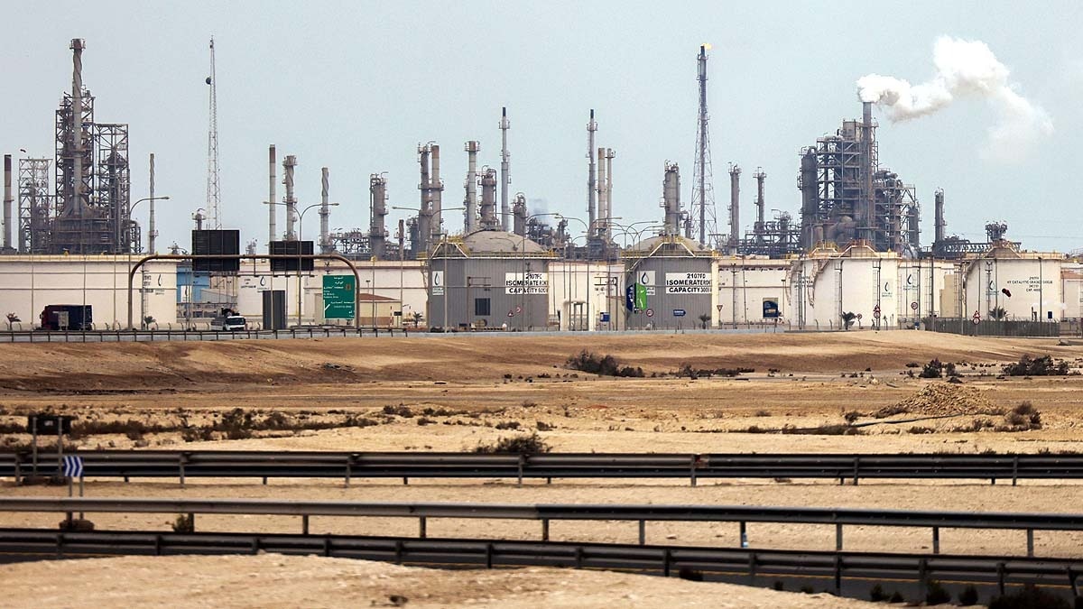 ये है कतर एनर्जी की मेसाइड इंडस्ट्रियल सिटी जो बंद कर दी गई. यहां से हीलियम और एलएनजी प्रोडक्शन होता था. (Photo: Getty)