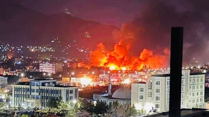 राजधानी काबुल में हॉस्पिटल पर पाकिस्तान का हमला (Photo: X@rashidkhan_19)