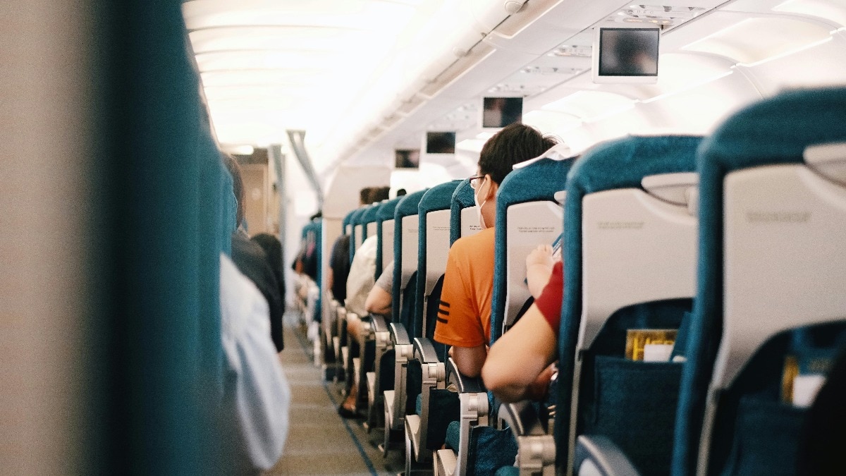 प्लेन में अब पसंदीदा सीट के लिए नहीं देने होंगे एक्स्ट्रा पैसे, बदल गया नियम