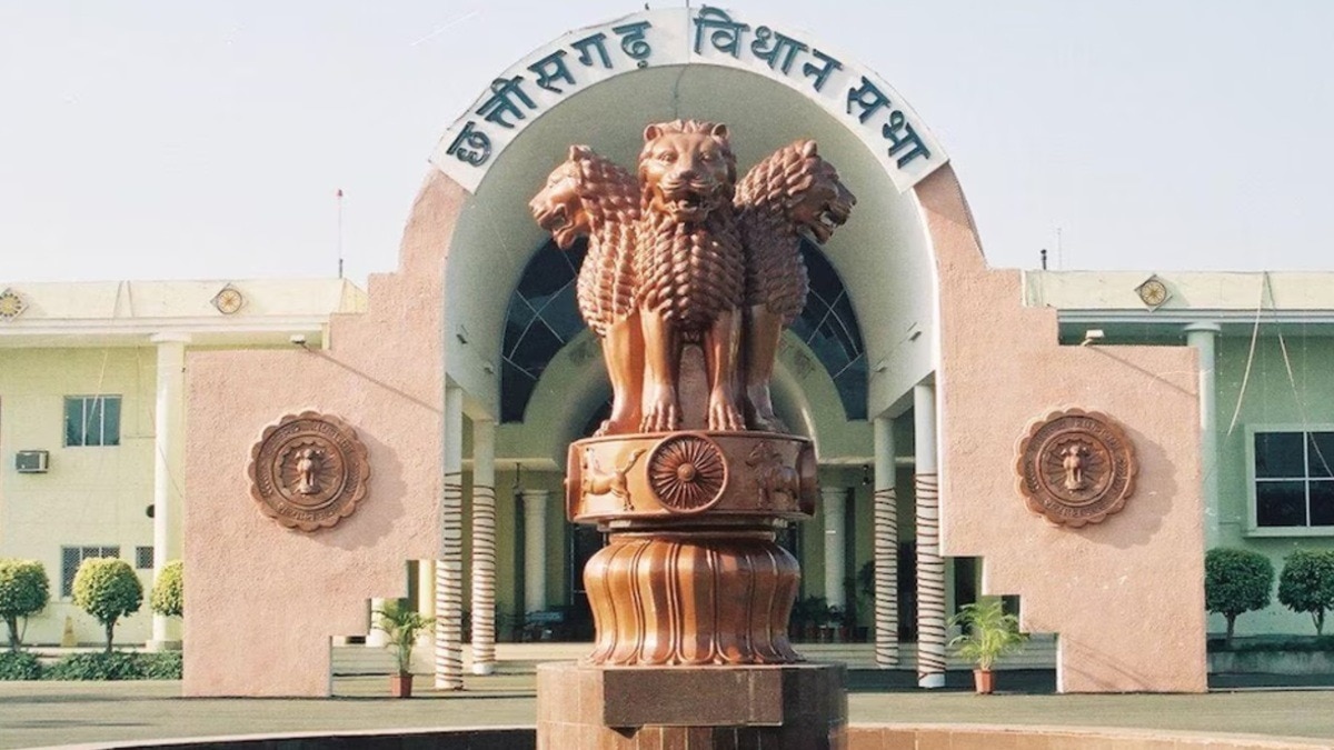 कांग्रेस का वॉकआउट, बीजेपी का तंज.(Photo:ITG)