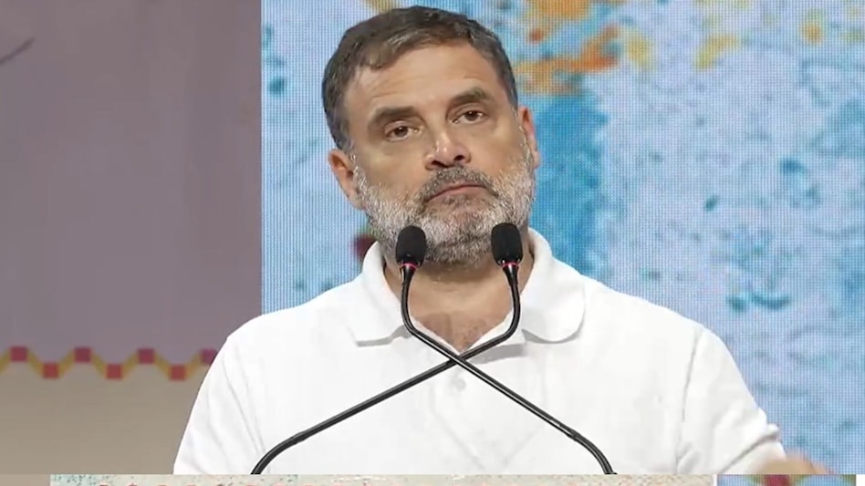 राहुल गांधी पर कानूनी दबाव बढ़ा: दोहरी नागरिकता मामले में हाई कोर्ट ने FIR के दिए आदेश राहुल गांधी पर कानूनी दबाव बढ़ा: दोहरी नागरिकता मामले में हाई कोर्ट ने FIR के दिए आदेश