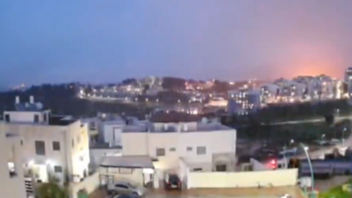 'लिटिल इंडिया' के नाम से जाने जाने वाले डिमोना में भारतीय मूल के 7,500 लोग रहते हैं. (Photo: Screengrab)