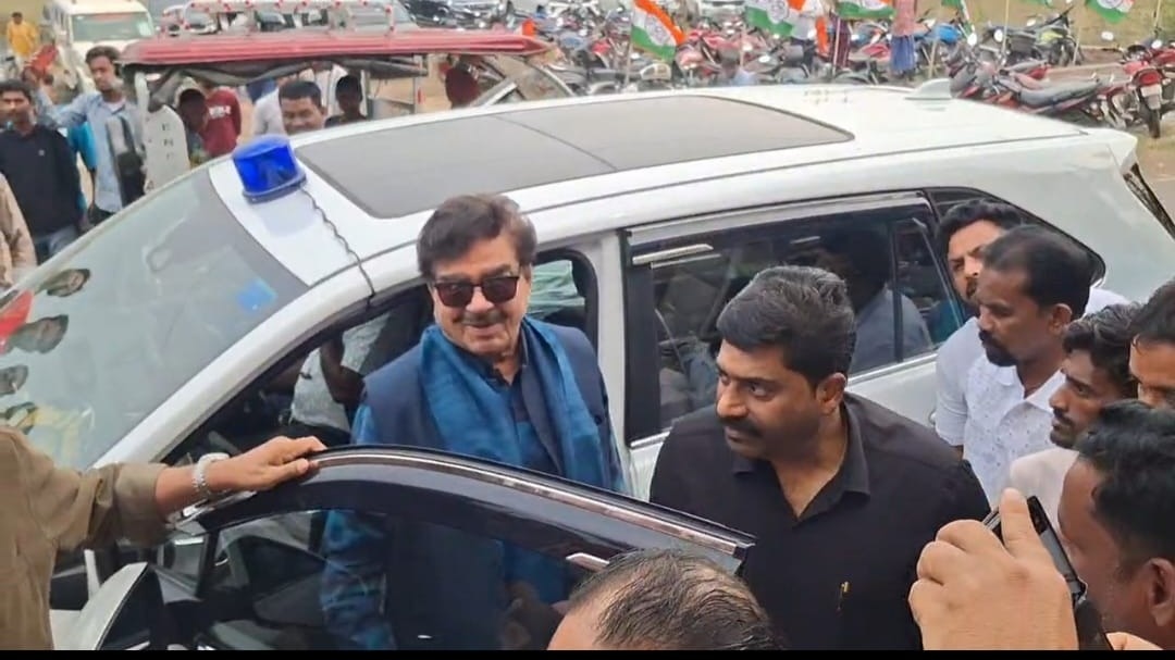 पश्चिम बंगाल चुनाव के बीच  Blue Beacon Controversy (Photo: ITG)