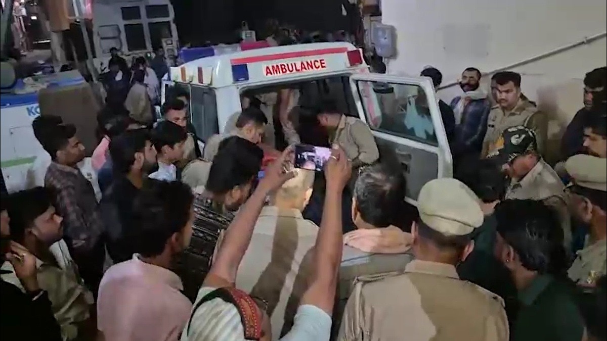 बलिया में पथरी की सर्जरी से गई महिला की जान. (Photo: Screengrab)