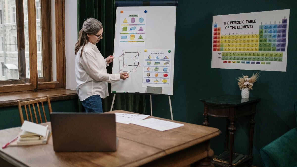 ITEP कोर्स में इस बार सीटों की संख्या में बढ़ोतरी की गई है. (Photo : Pexels)