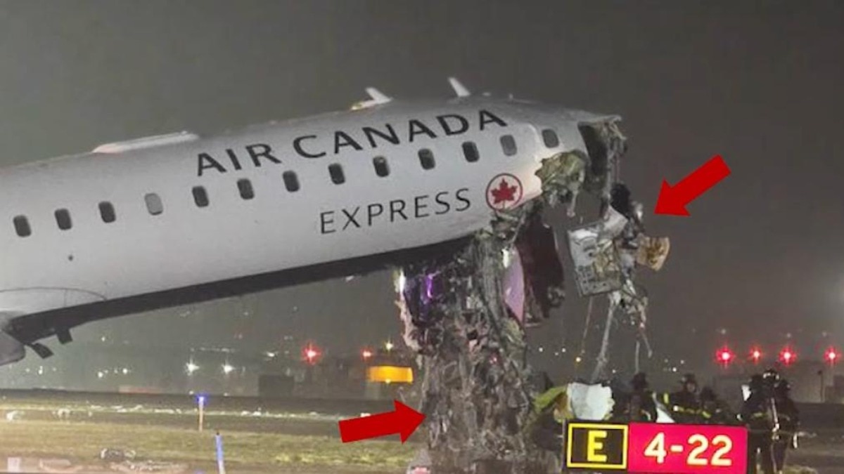 प्लेन में 100 लोग सवार थे. (Photo: ITG)