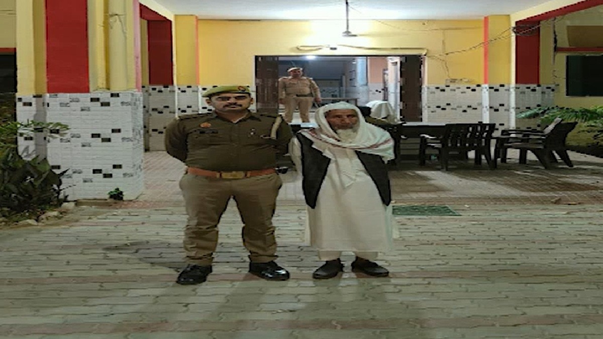 कुकर्म के आरोप में मौलाना गिरफ्तार (Photo: PTI)