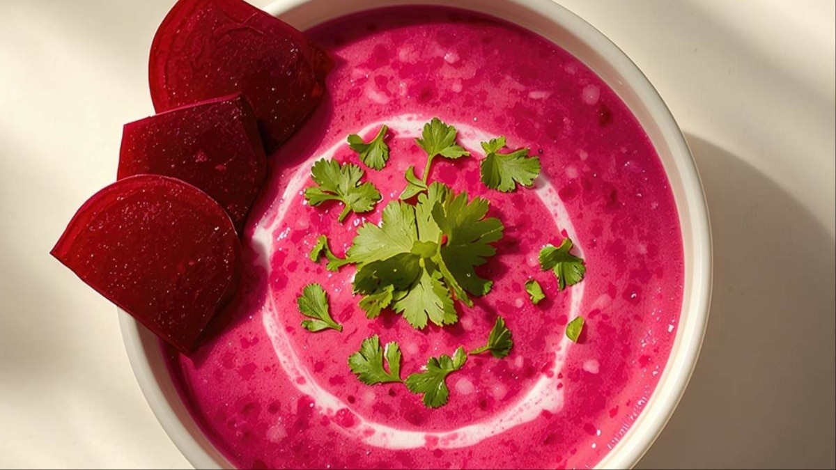 गर्मियों में खाएं चुकंदर का रायता स्किन करेगी ग्लो और डाइजेशन रहेगा बेहतर (Photo- Adobe Stock)