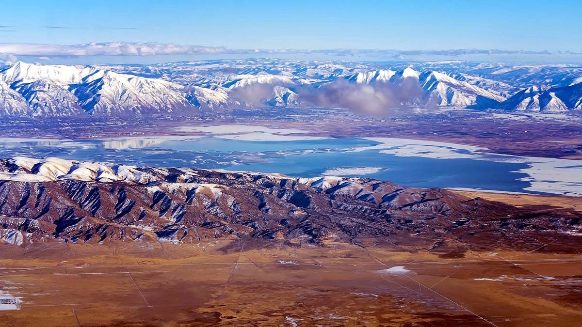 ये है यूटा की ग्रेट सॉल्ट लेक जिसका पानी बेहद खारा है. इसके नीचे साफ पानी का बड़ा भंडार मिला है. (File Photo: Getty)