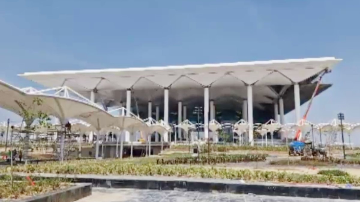 10 IPS अफसर और 7000 जवान तैनात.... 28 मार्च को जेवर एयरपोर्ट का उद्घाटन