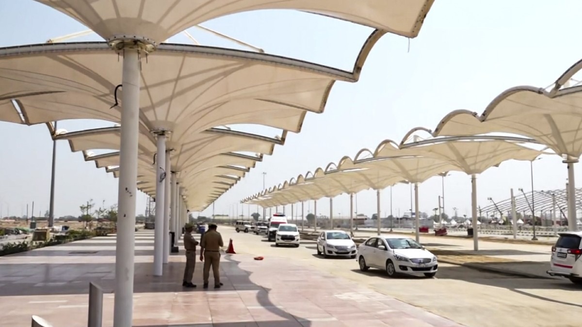 जेवर एयरपोर्ट पर बनारस के घाटों की तर्ज पर बना टर्मिनल.(Photo:Screengrab)