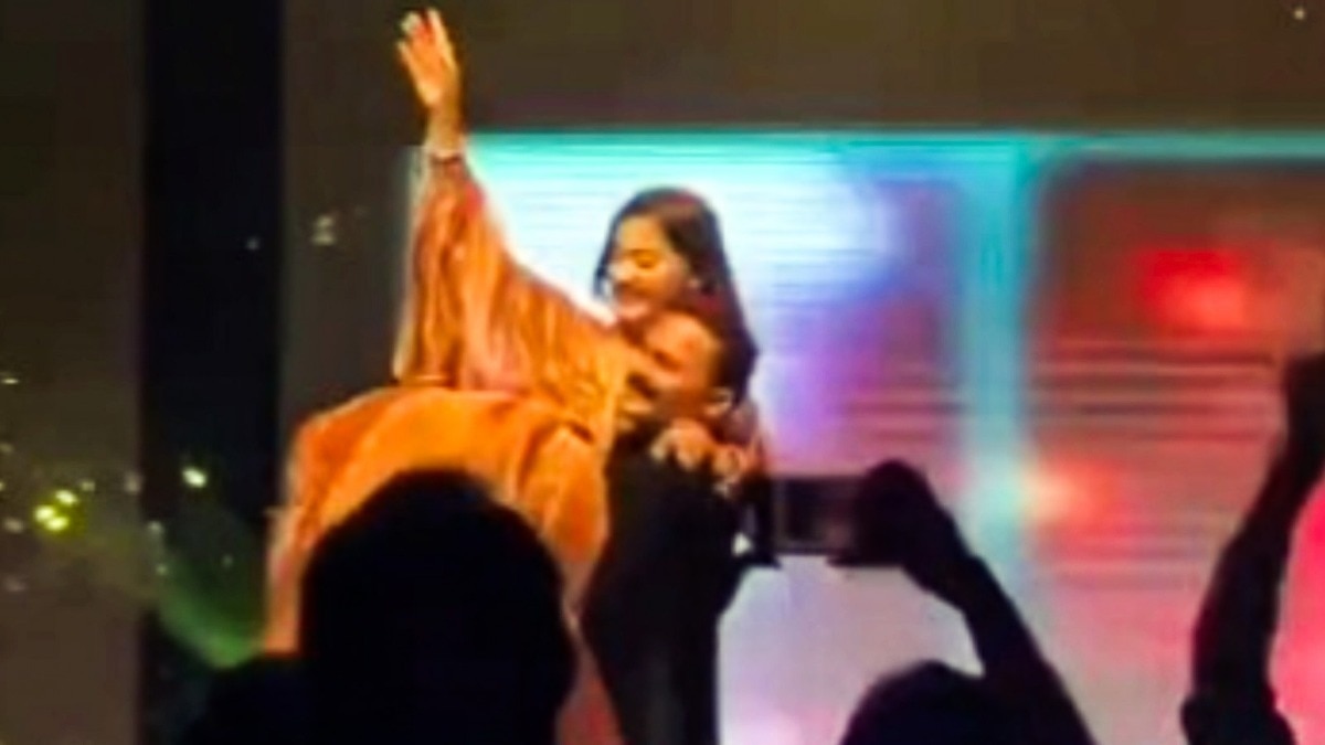 संभल के एसएसपी IPS केके विश्नोई के डांस का वीडियो सोशल मीडिया पर खूब वायरल हो रहा है (Photo: ITG)