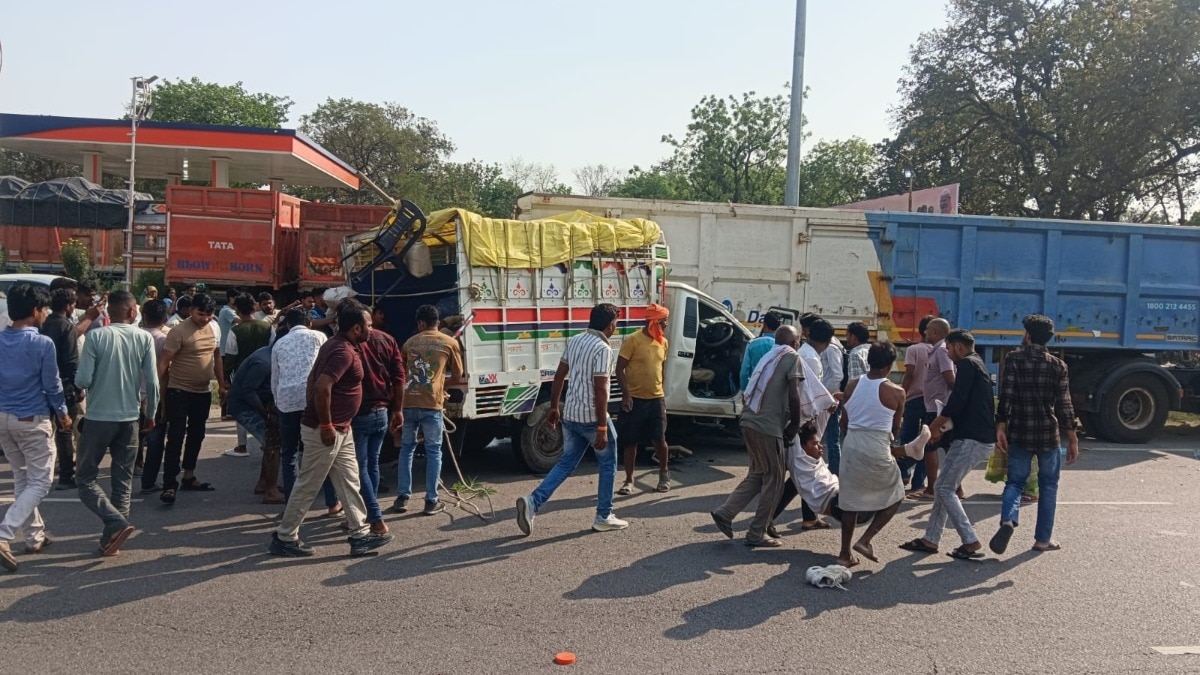 कौशांबी में 8 श्रद्धालुओं की मौत, मुंडन कराकर प्रयागराज से आ रहे थे वापस