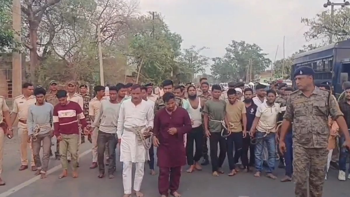 पुलिस ने 20 आरोपियों को किया गिरफ्तार. (Photo: ITG)