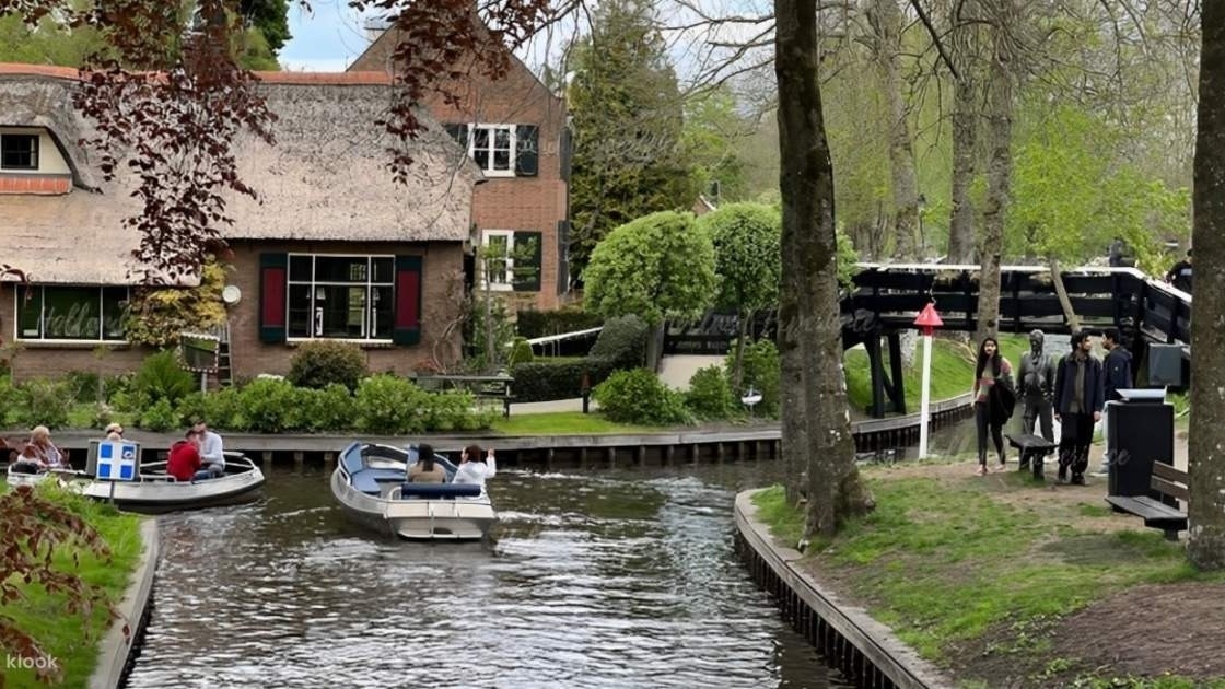  Giethoorn, Unique lifestyle cities, Netherlands, 