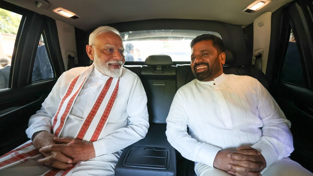 भारत ने श्रीलंका को 38 हजार टन ईंधन की खेप भेजी है. (Photo: X)