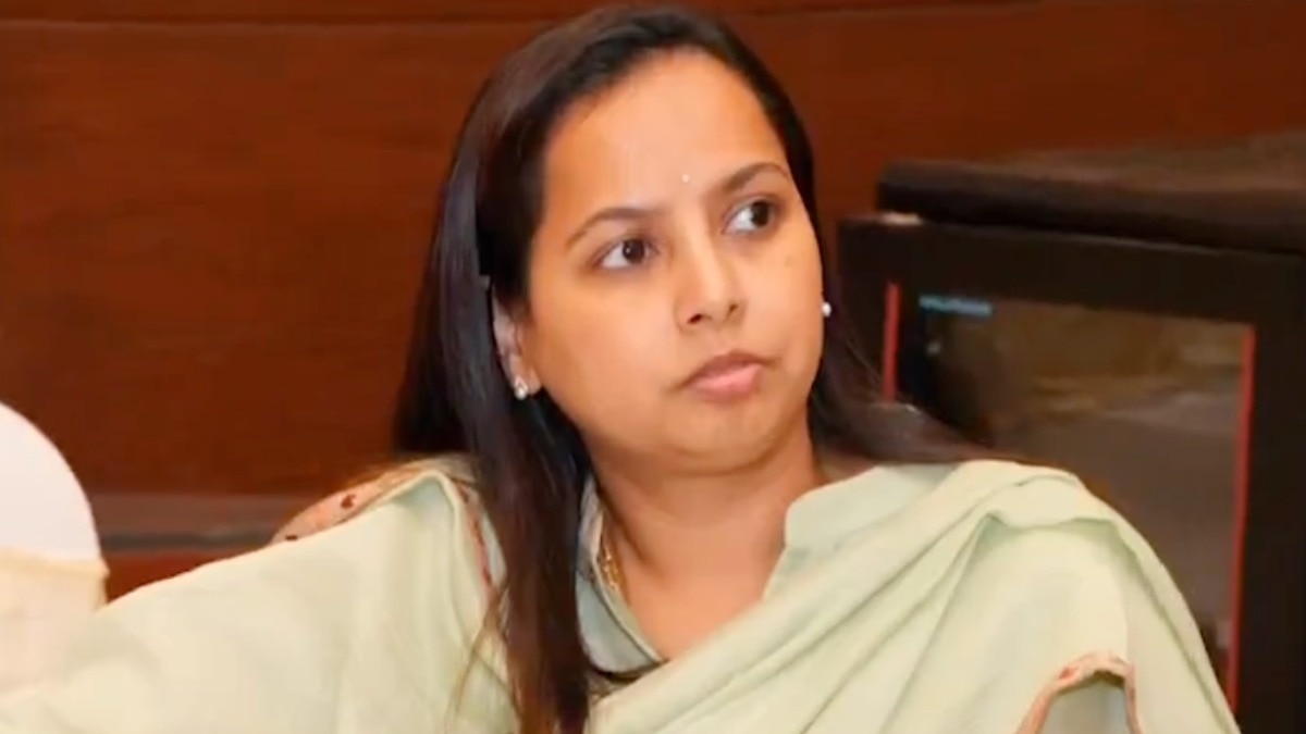NCP में अंदरूनी खींचतान के बीच अदिति तटकरे की प्रतिक्रिया सामने आई है (Photo: X/@iAditiTatkare)