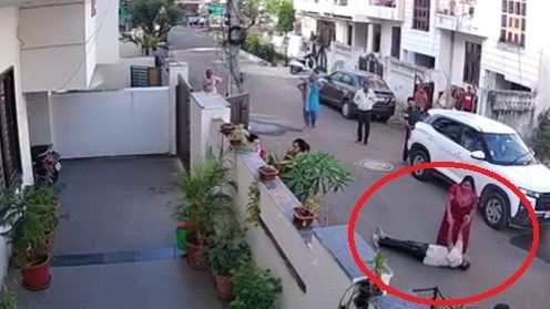 गली में टेंपो लाने पर हंगामा, हाथापाई के बीच बुजुर्ग की हार्ट अटैक से मौत, Video