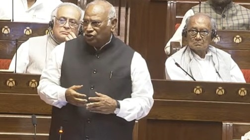 खड़गे बोले- हमारे सुझावों पर सहमत नहीं होती सरकार (Photo: Screengrab)