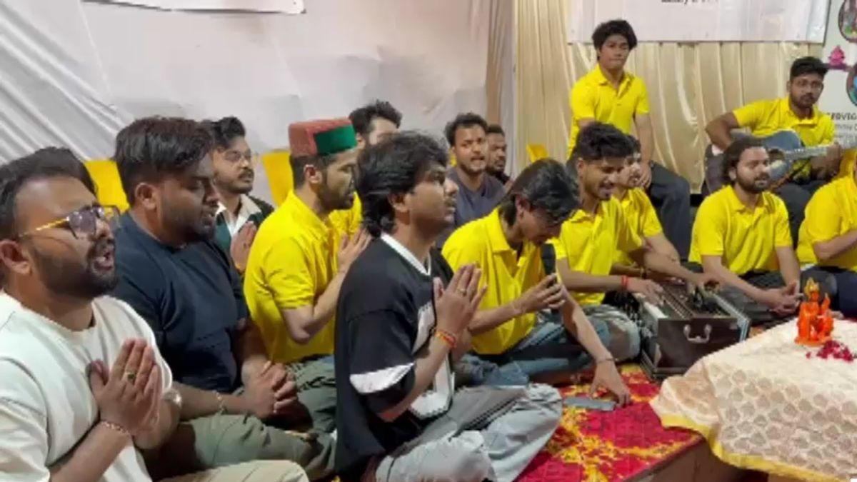 हर मंगलवार को होता है चालीसा का पाठ. (Photo: Screengrab)