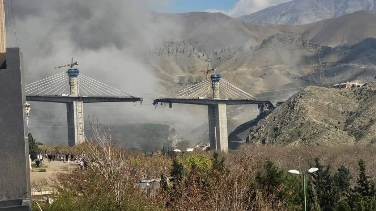 अमेरिका और इजरायल के हमले में अलबोर्ज का बड़ा ब्रिज प्रोजेक्ट प्रभावित हो गया है (Photo: X/ @PressTV)
