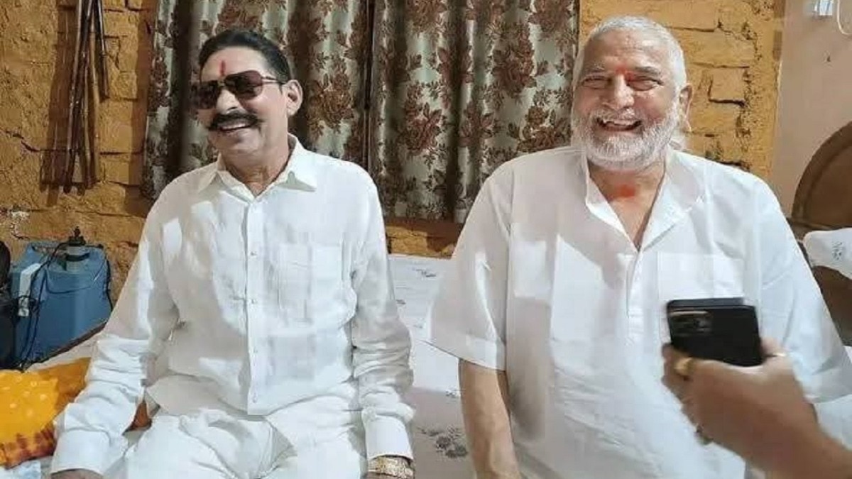 विधायक अनंत सिंह और बाहुबली विवेका पहलवान (Photo-facebook)