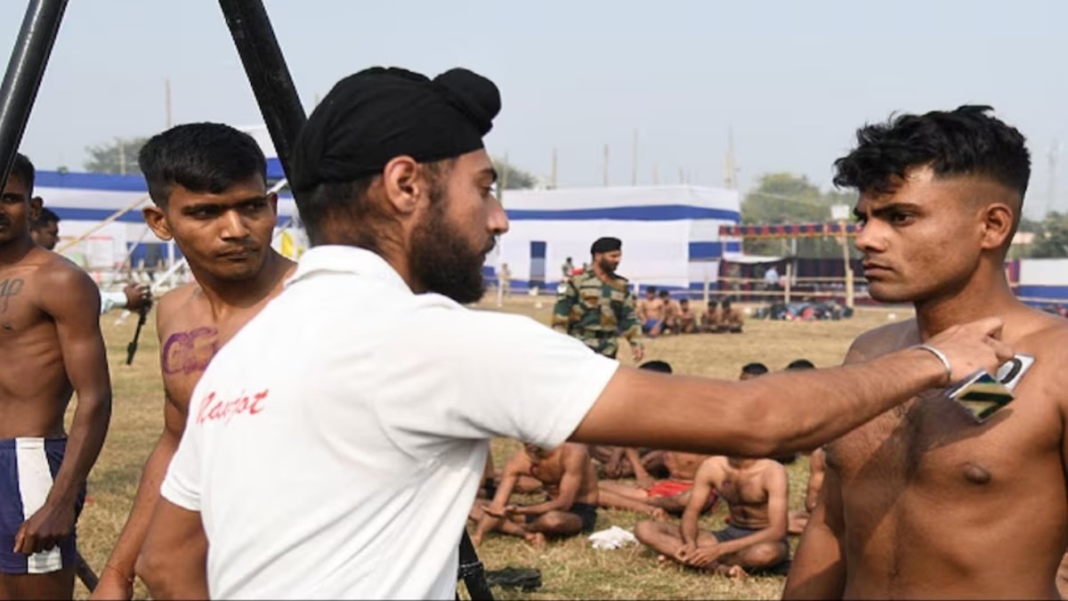 वर्दी का सपना होगा पूरा! यूपी पुलिस में 81 हजार पदों पर भर्ती (Photo: Representational)