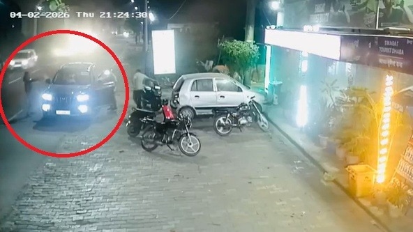 गाजियाबाद फायरिंग का सीसीटीवी (Photo- Screengrab) 