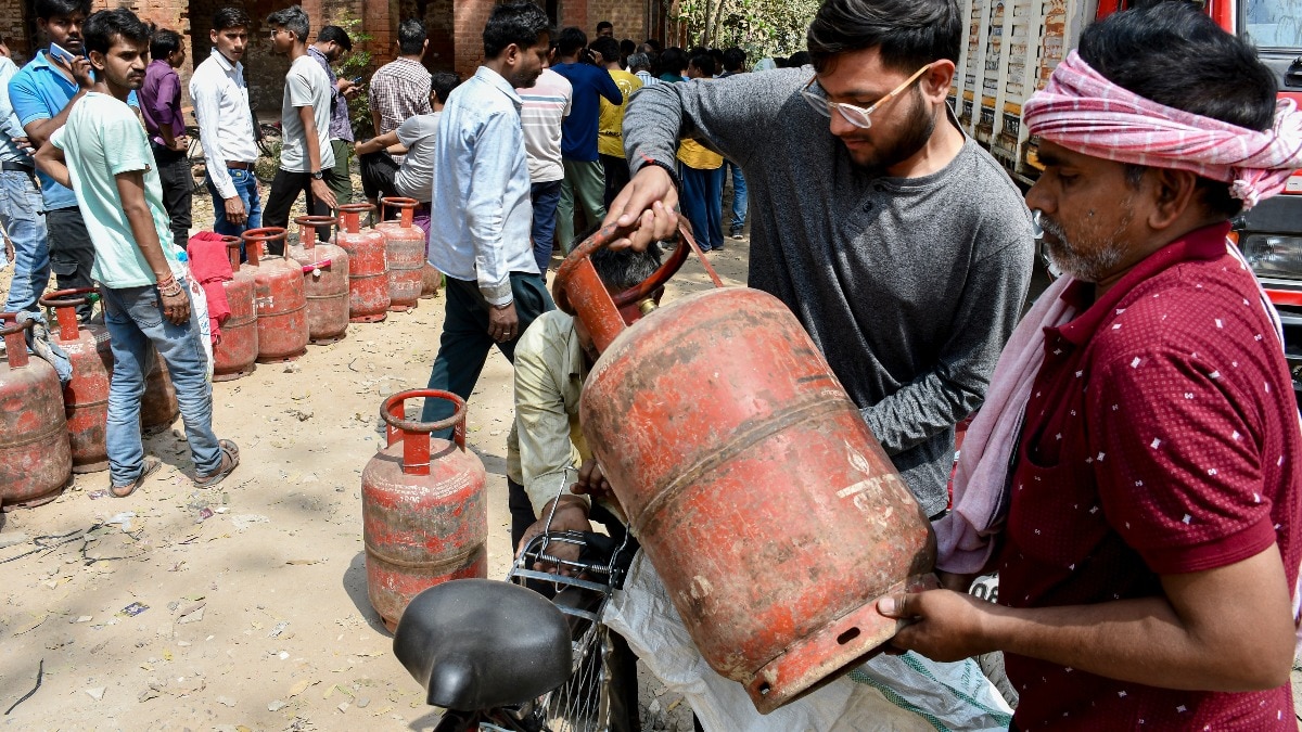 इस कानून के तहत दोषी पाए जाने पर अधिकतम 7 साल तक की जेल हो सकती है. ( Photo: PTI)