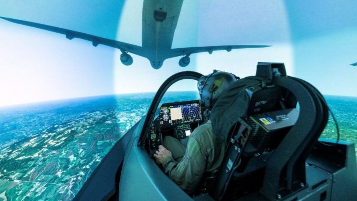 F‑35 Pilot Training  (Photo: Lockheed Martin official website) 