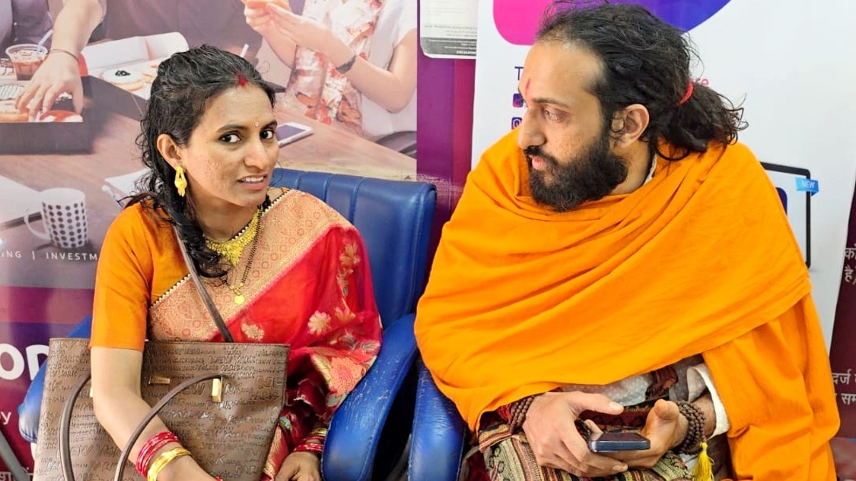  IITian Baba Wife Pritika Bangalore