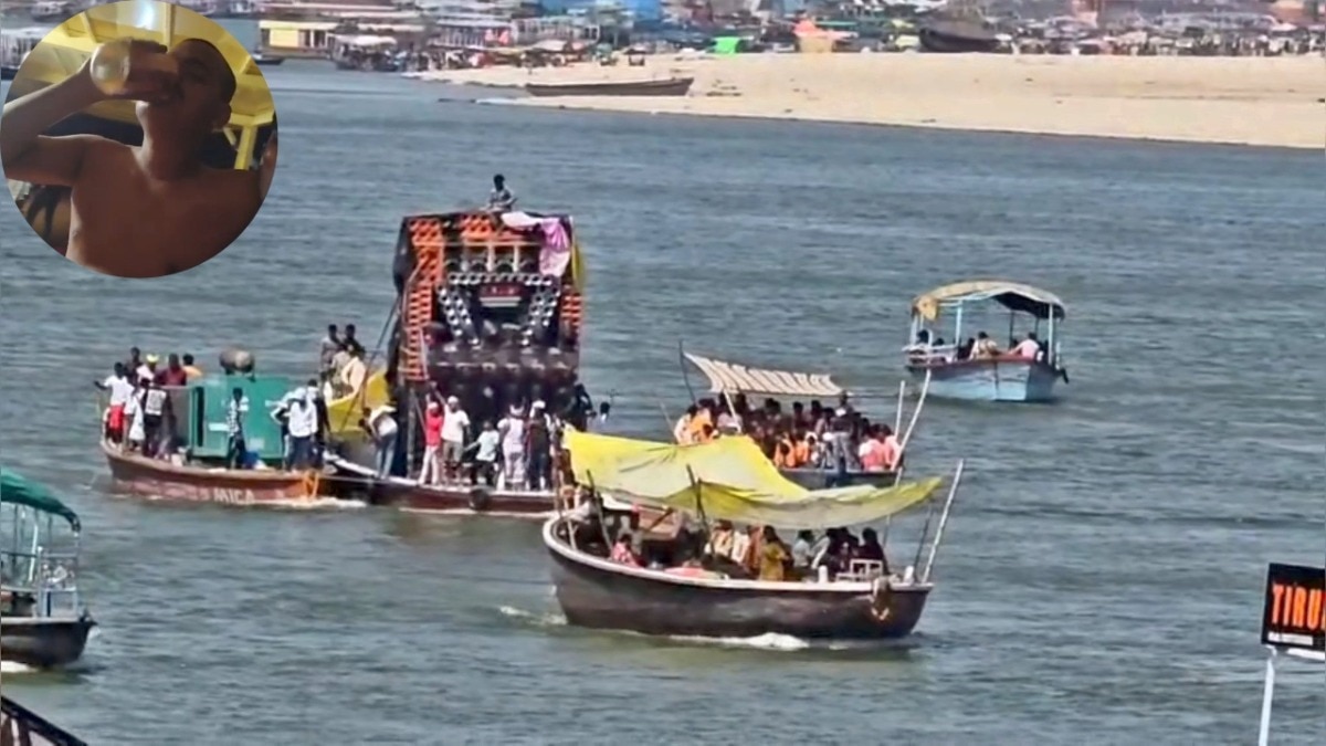 Beer party on a boat in Ganges at Kashi (Photo: Screengrab)