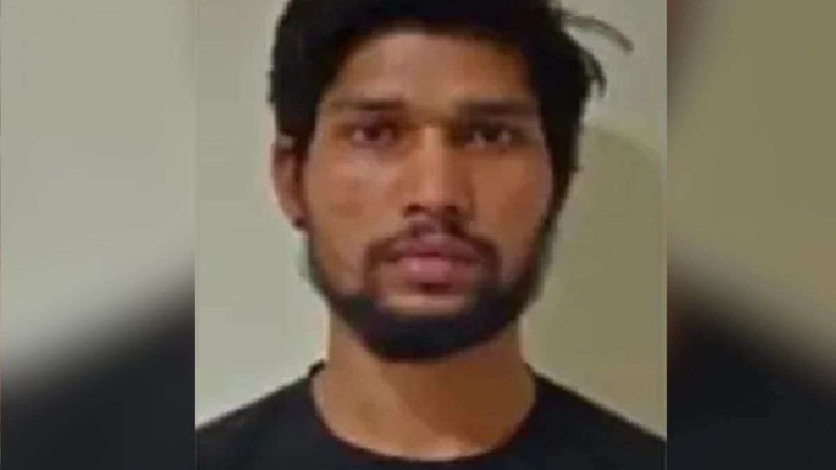 चैट पर आतंक का नेटवर्क बना रहा था साकिब (Photo: itg)