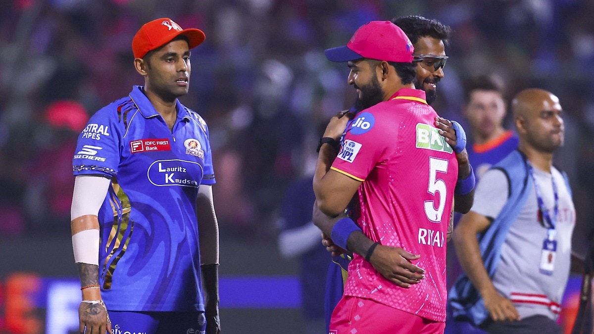 Hardik Pandya Being Greeted By Riyan Parag
