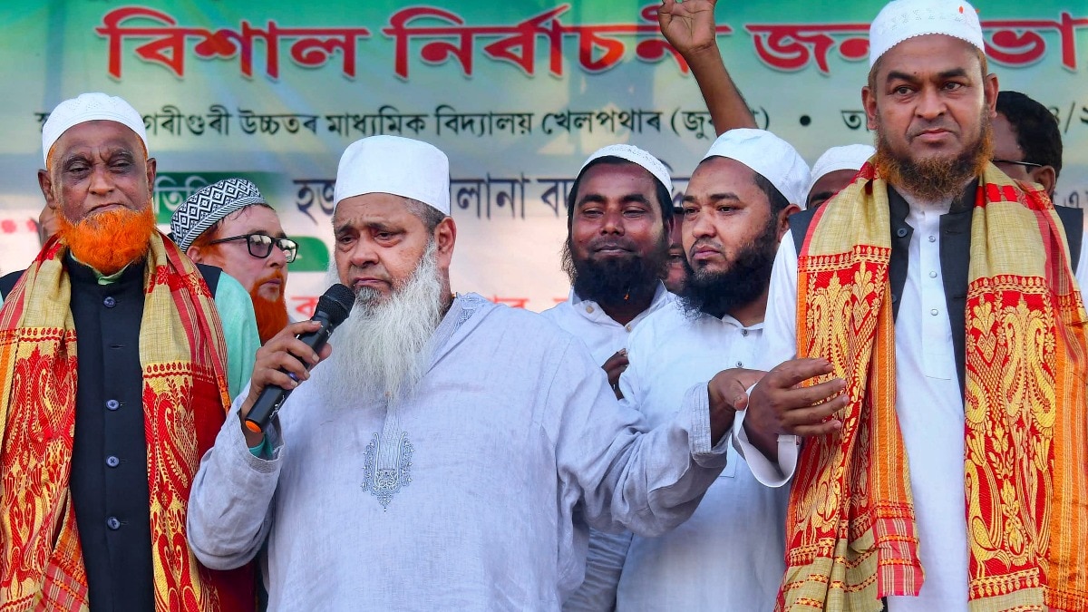 असम में बदरुद्दीन अजमल क्या मुस्लिमों का दिल जीत पाएंगे (Photo-PTI)