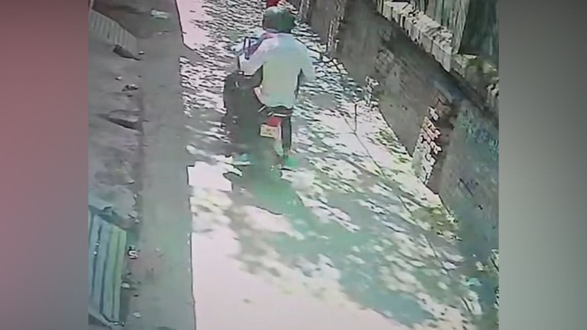 सिलेंडर चेकिंग के नाम पर दिया झांसा. (Photo: Screengrab)