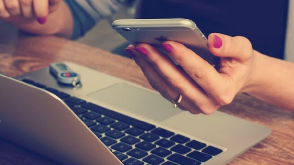 ओटीपी पेमेंट के नाम पर बना रहे हैं शिकार. (Photo: Representational)