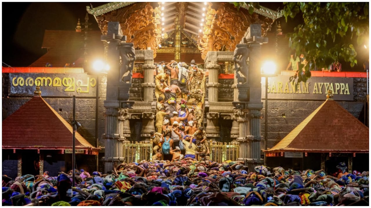'जो अयप्पा के भक्त नहीं क्या वे परंपरा को चुनौती दे सकते हैं', SC का सवाल
