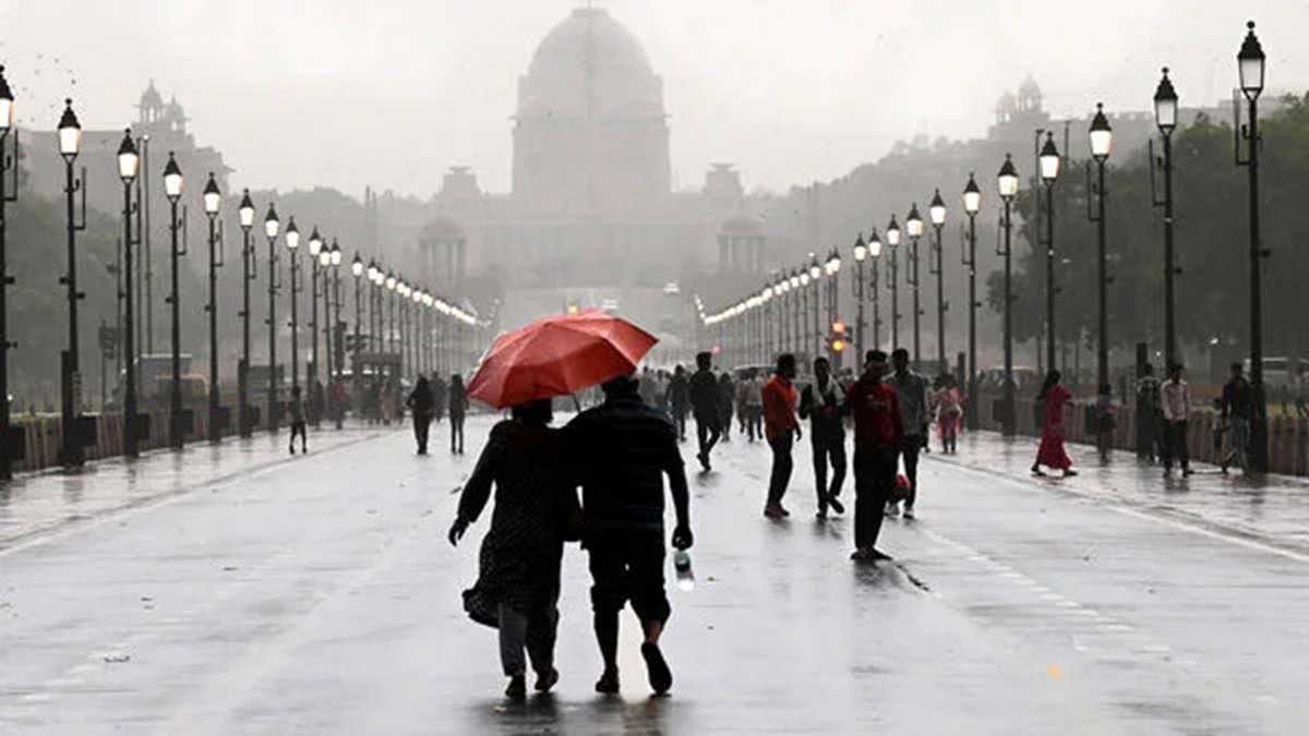 बुधवार अप्रैल का 11 साल में सबसे ठंडा दिन दर्ज. (File Photo: PTI)