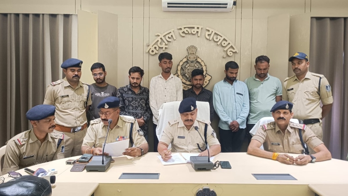 डिलीवरी एक भी हुई नहीं, बना दिए 250 बर्थ सर्टिफिकेट (Photo: itg)