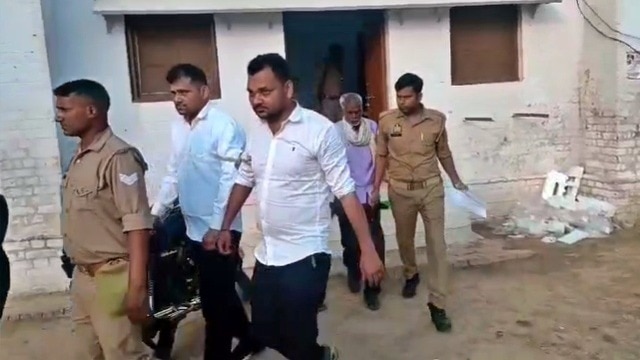 Badaun Case: Keshav and Chandrashekhar Surrender in Court (Photo: Screengrab)