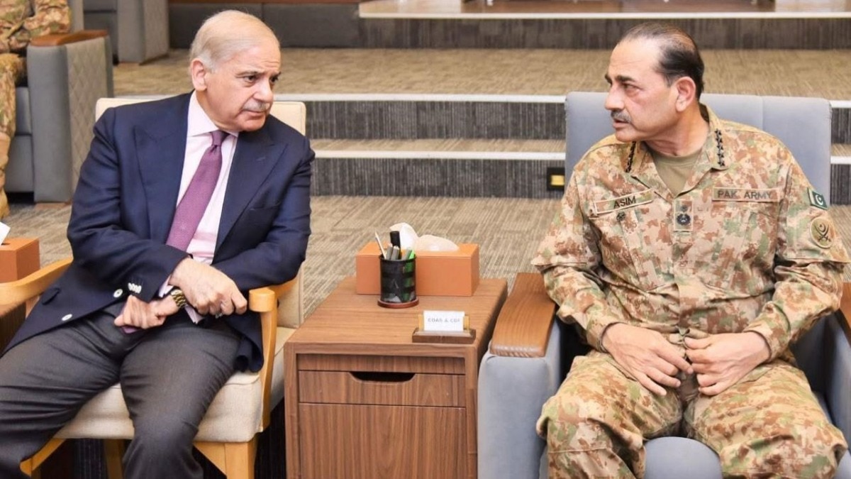 Pak PM Shehbaz Sharif, Army Chief Asim Munir
