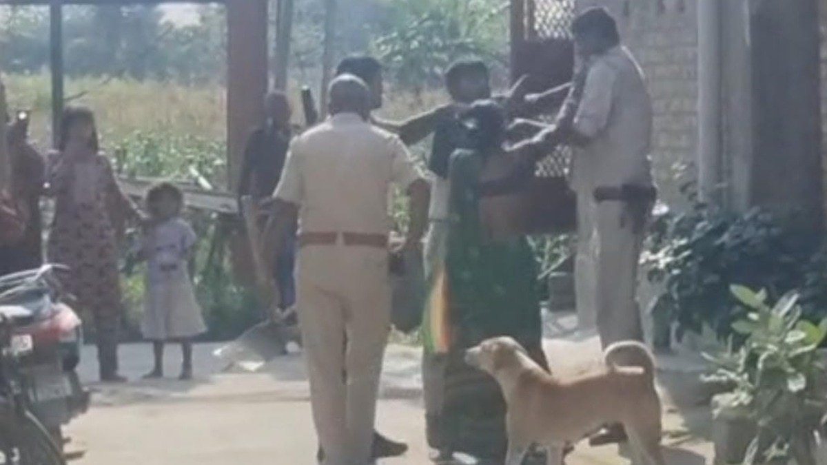 मामले में FIR दर्ज कर ली गई है.(Photo: Manibhushan Sharma/ITG)