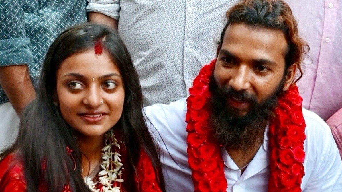 नाबालिग निकली मोनालिसा, 16 साल असली उम्र, जेल जाएगा फरमान?